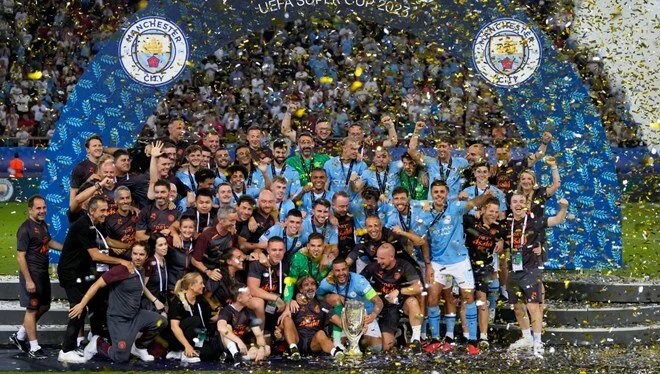 City kazandı, Guardiola tarihe geçti