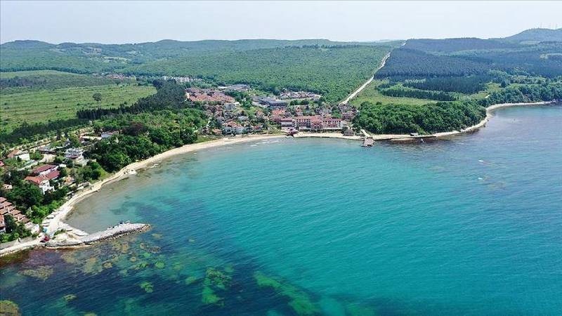 3 ilde olumsuz hava koşulları nedeniyle denize girmek yasaklandı.