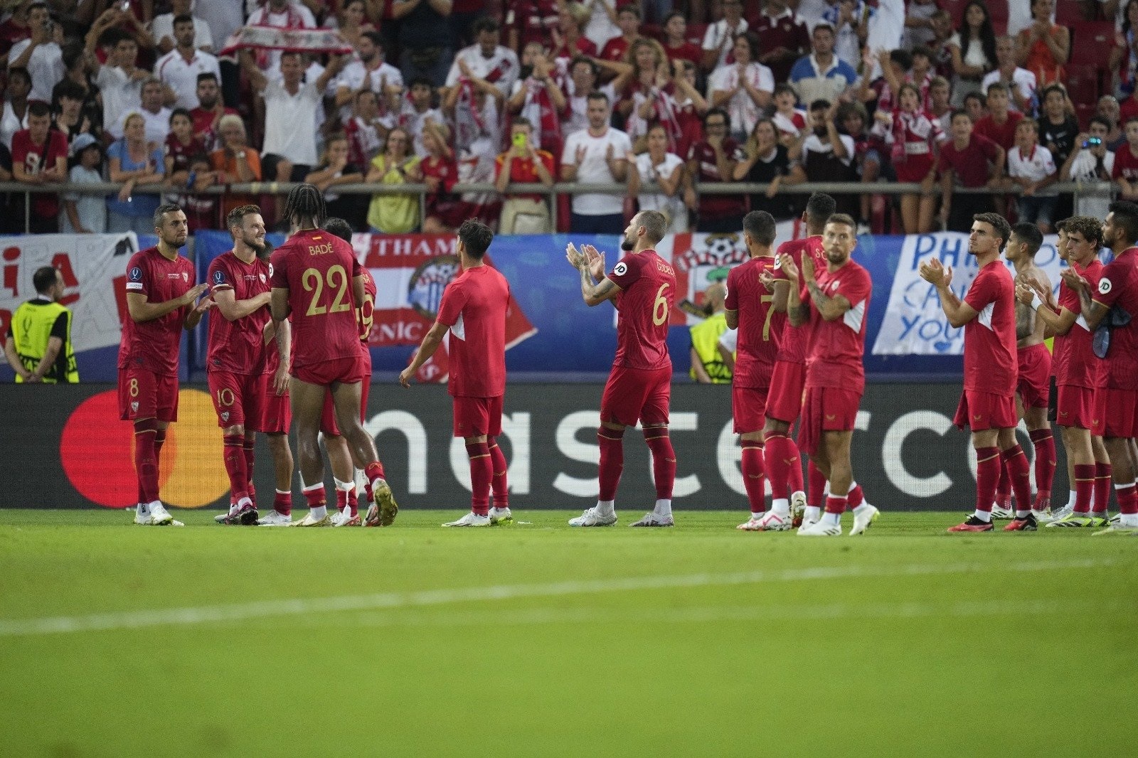 City kazandı, Guardiola tarihe geçti