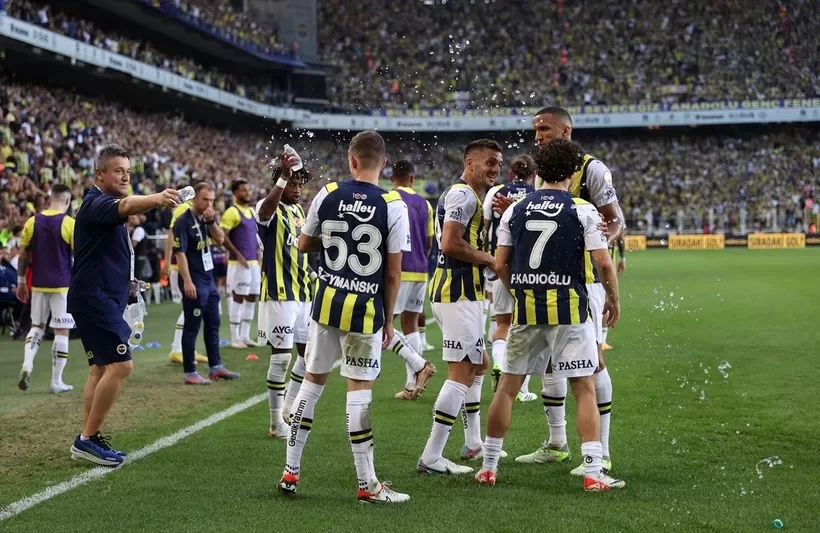 Fenerbahçe sezona rekorla başladı: Avrupa'da zirvede!