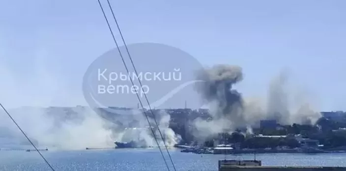 Ukrayna’dan Rusya’ya ağır darbe: Kırım’daki üsler bombalandı!