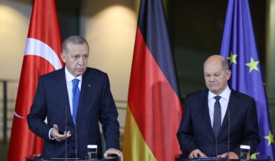 Erdoğan’dan, Berlin’de Almanya’ya tepki! Borcu olanlar konuşamıyor