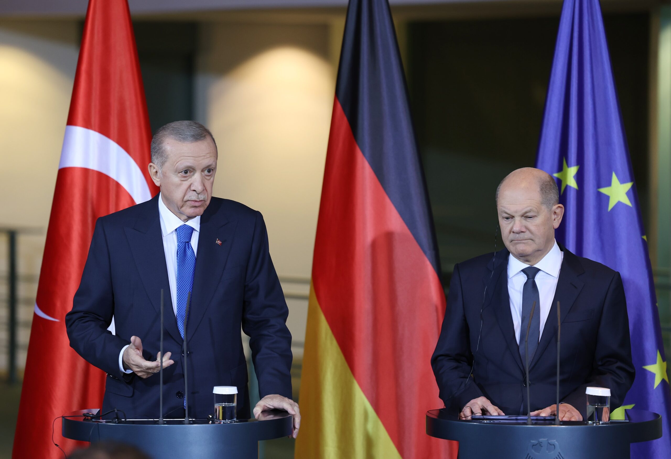 Erdoğan’dan, Berlin’de Almanya’ya tepki! Borcu olanlar konuşamıyor