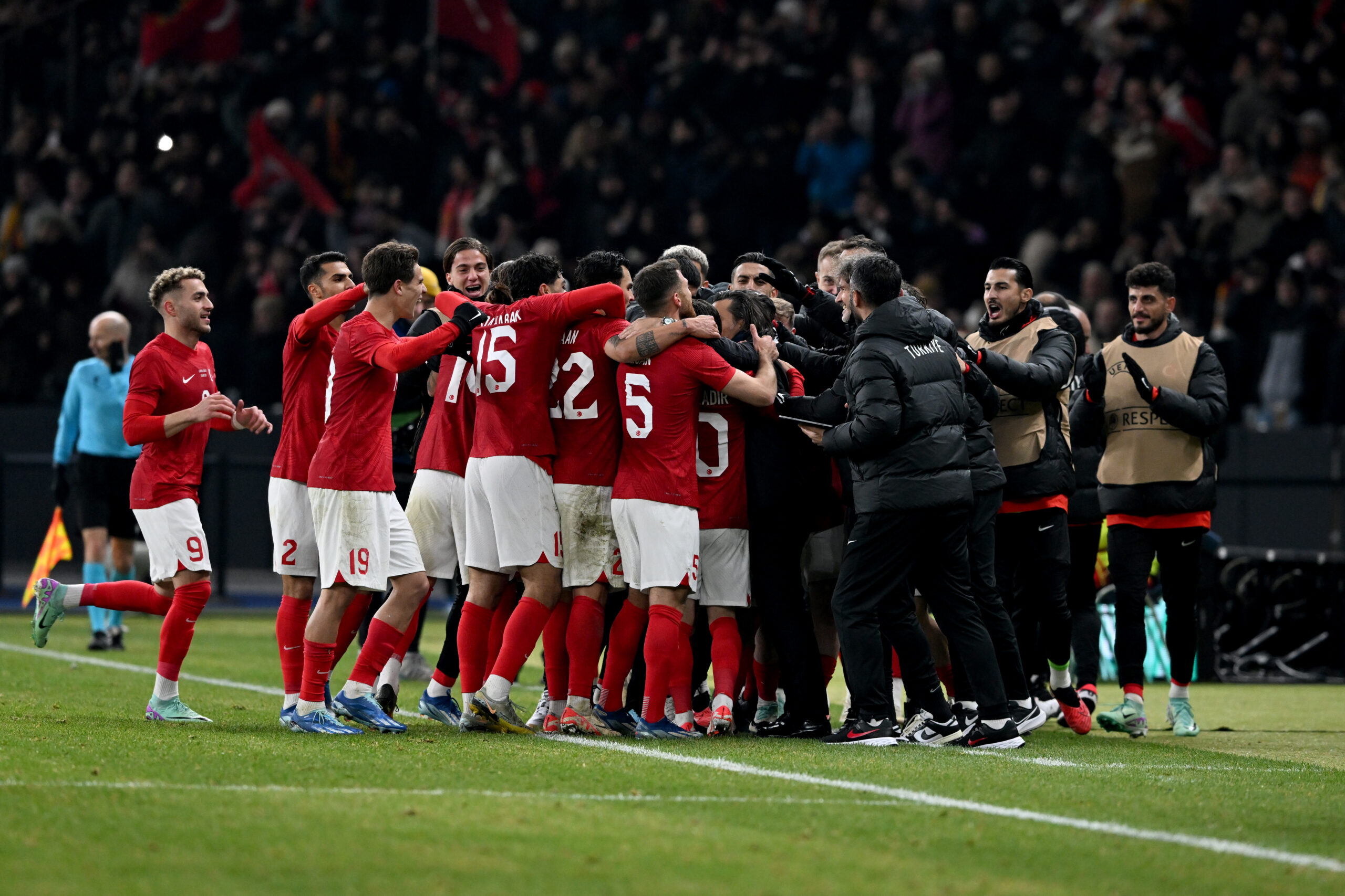 A Milli Futbol Takımı Galler deplasmanında: Hedef liderlik