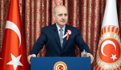 TBMM Başkanı Kurtulmuş, öğretmenlerle buluştu