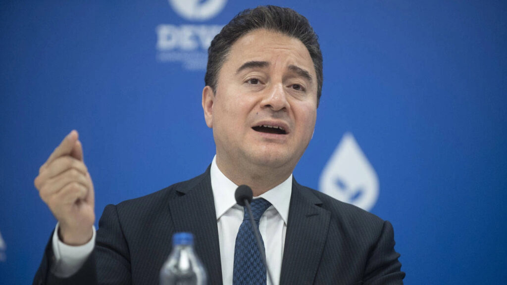 Ali Babacan'ın annesi hayatını kaybetti! Deva Partisi yasa boğuldu