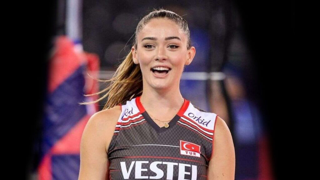 Zehra Güneş kaleci olmak istiyor: 90 dakika koşamam! Zehra Güneş kaleci olmak istiyor 90 dakika koşamam!