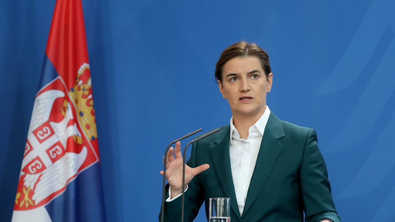 Sırbistan’da Ana Brnabic, zaferini ilan etti