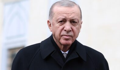 Cumhurbaşkanı Erdoğan, Kılıçdaroğlu’ndan kazandığı tazminatı Gazzeli yetimlere bağışladı