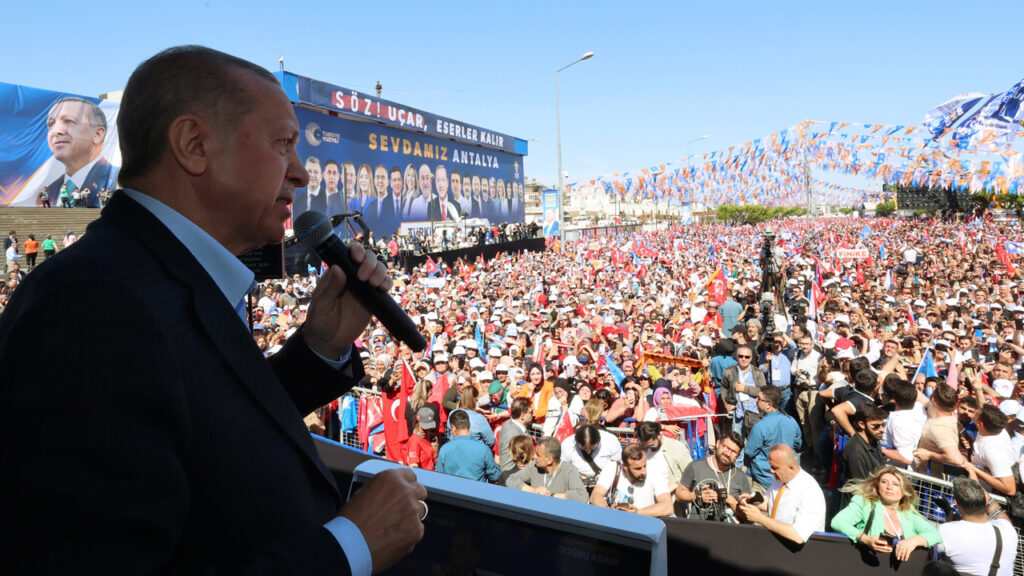 Antalya belediye başkan adayı kim oldu? Ak Parti, MHP, CHP, HDP Antalya belediye başkan adayı kim oldu? Antalya ilçe belediye başkan adayları kim oldu?