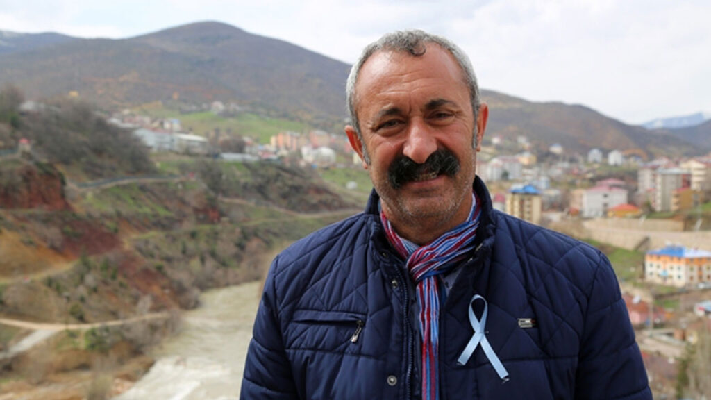 Fatih Mehmet Maçoğlu, Kadıköy'den adaylığını açıkladı! Komünist başkandan sürpriz karar