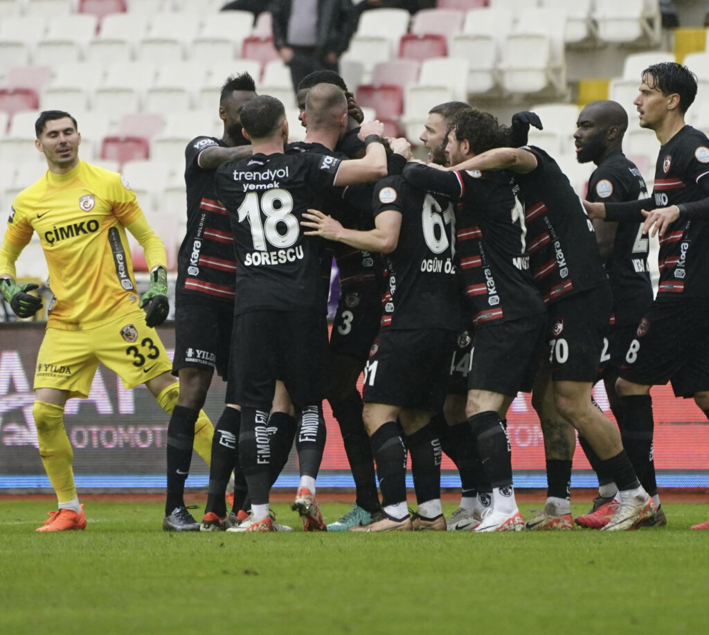 Gaziantep FK Konyaspor maçı hangi kanalda? Gaziantep FK Konyaspor maçı canlı izle! TRT Spor, BeIN Sports, Justin Tv, Selçuksports, Taraftarium24 CANLI İZLE