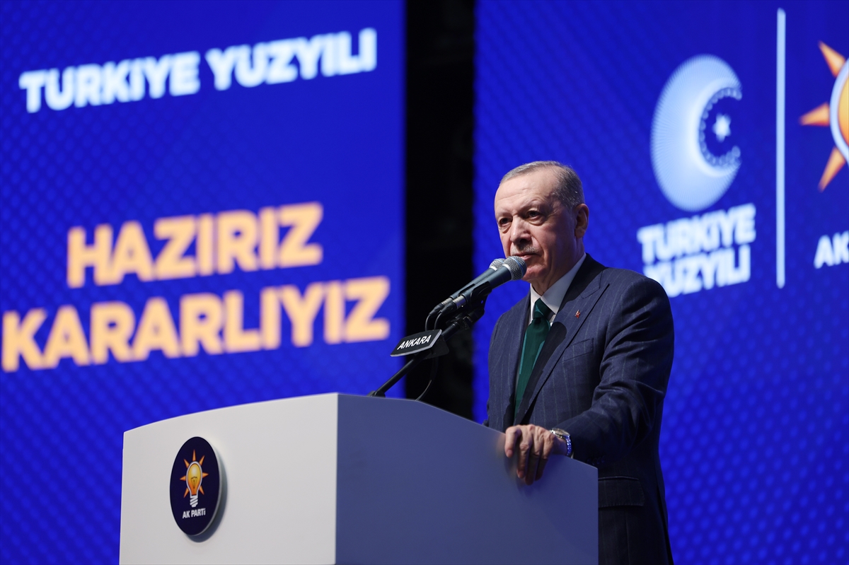 Cumhurbaşkanı Erdoğan: Seçim sandıktan önce sahada kazanılır