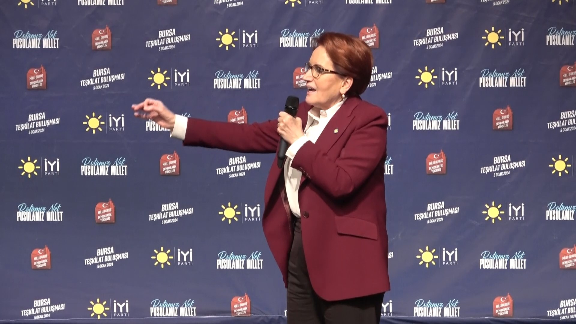 İYİ Parti, Bursa adayını açıkladı: Akşener’den CHP’ye gönderme