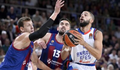 Anadolu Efes, Bayern Münih’i evinde farklı devirdi: EuroLeague’de 109-86