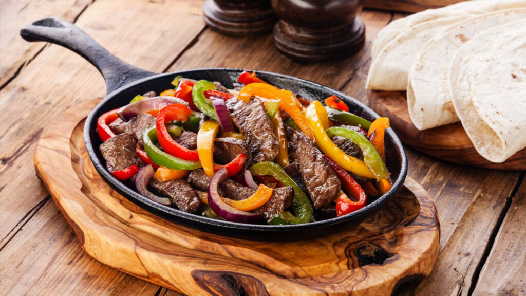 Fajita tarifi nasıl yapılır? Tavuk Fajita nasıl yapılır? Orjinal Fajita, et Fajita nasıl yapılır? Tavuk Fajita soya sossuz tarifi, tavuk Fajita tarifi, et Fajita tarifi nasıl yapılır?