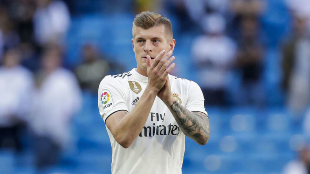 Toni Kroos emekli oldu mu? Toni Kroos futbola geri mi dönüyor? Toni Kroos futbolu bıraktı mı? Futbol efsanesinden flaş karar