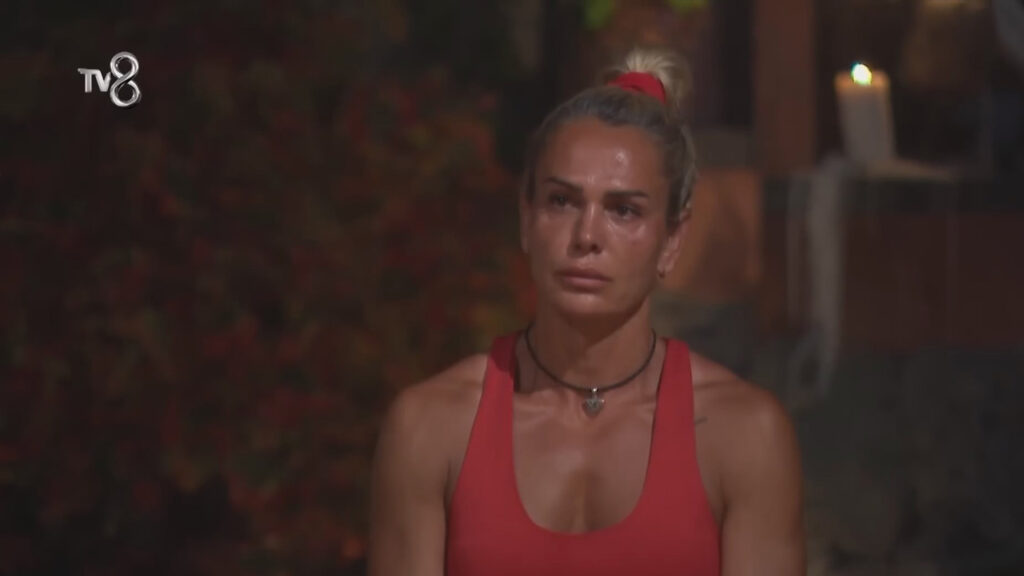 Nagihan diskalifiye mi oldu? Nagihan diskalifiye mi oluyor? Survivor Nagihan ayrıldı mı? Survivor Nagihan yine kavga çıkardı! Survivor Nagihan Aleyna kavgası full İZLE
