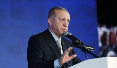 Cumhurbaşkanı Erdoğan, Sirkeci-Kazlıçeşme banliyö hattı açılışına katıldı