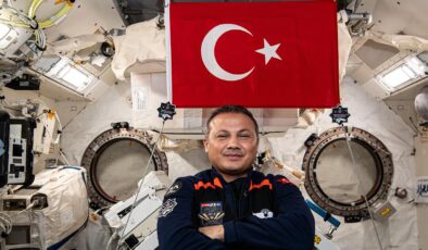 İlk Türk astronot Alper Gezeravcı Dünya’ya dönüyor