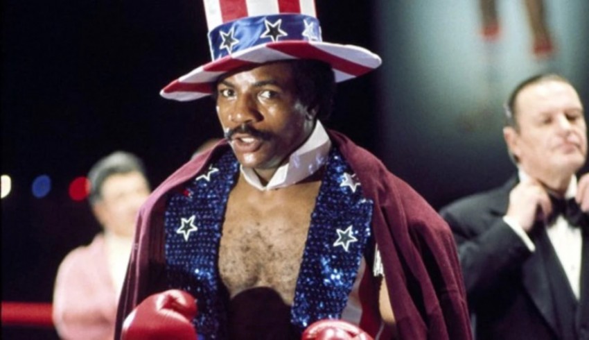 Apollo Creed rolüyle hafızalara kazınan Carl Weathers hayatını kaybetti