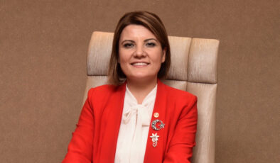 Fatma Kaplan Hürriyet adaylıktan çekildi! CHP’de İzmir krizi! Fatma Kaplan Hürriyet hangi partiden? Fatma Kaplan Hürriyet nereli, kaç çocuğu var? Fatma Kaplan Hürriyet yeniden aday olacak mı?