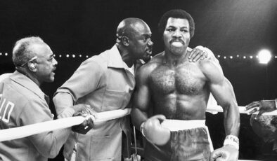 Apollo Creed kimdir? Apollo Creed öldü! Apollo Creed neden öldü? Rocky serisinin Apollo Creed’i Carl Weathers hayatını kaybetti