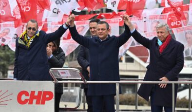 CHP lideri Özel, izlediği dizilerin etkisinden çıkamıyor