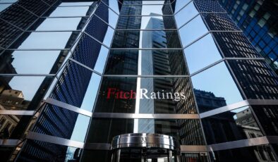 Fitch, Türkiye’nin Kredi Notunu Yükseltti