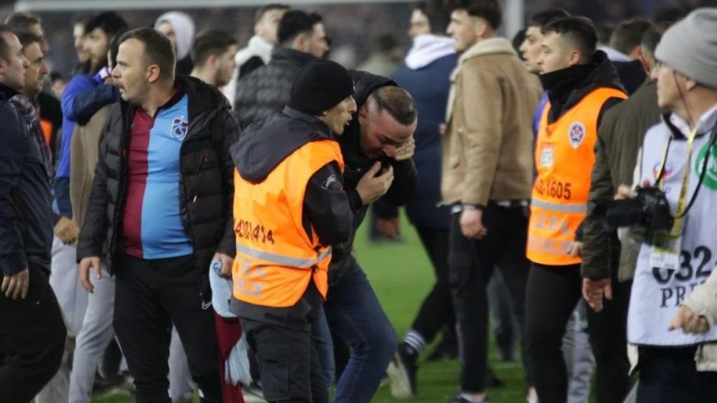 Egemen Korkmaz ceza aldı mı? Olaylı Trabzonspor - Fenerbahçe maçının cezaları açıklandı