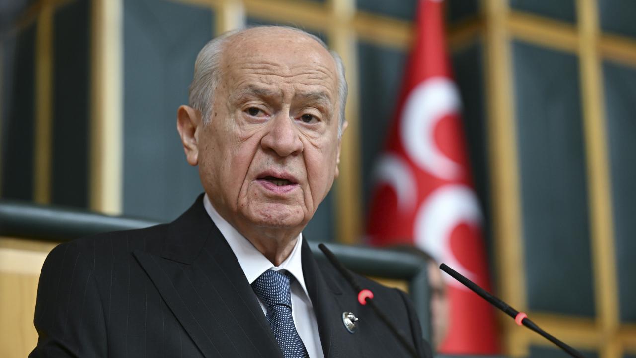 Bahçeli’den Hakkari Belediyesi’ne Kayyum Yorumu