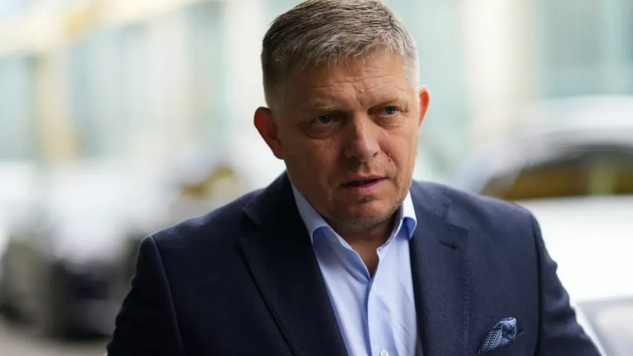 Slovakya Başbakanı Robert Fico’ya Silahlı Saldırı