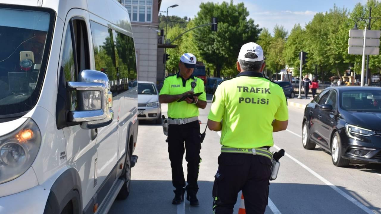 İçişleri Bakanı Yerlikaya, Trafik Denetimi Verilerini Açıkladı