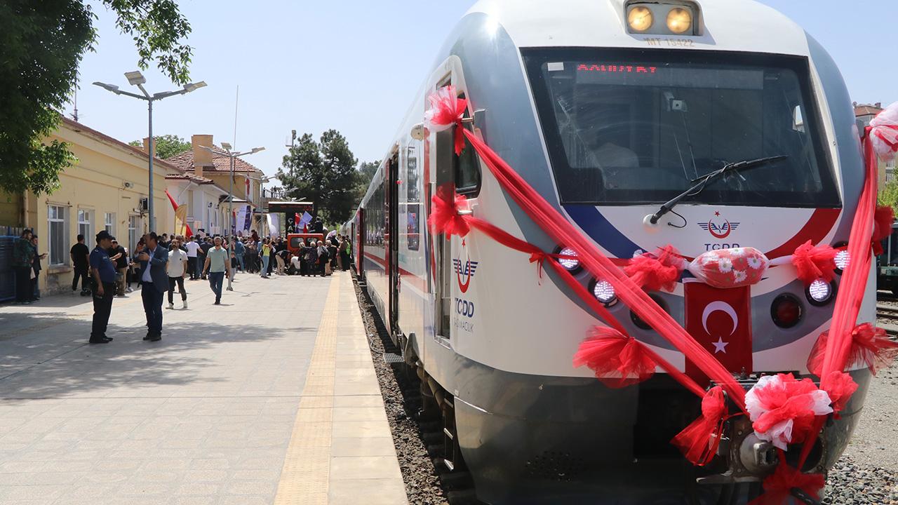 Turistik Tuz Ekspresi Seferlerine Başladı