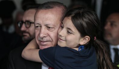 Cumhurbaşkanı Erdoğan’dan Karne Alan Öğrencilere Mesaj