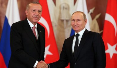 Erdoğan, Putin İle Telefonda Görüştü
