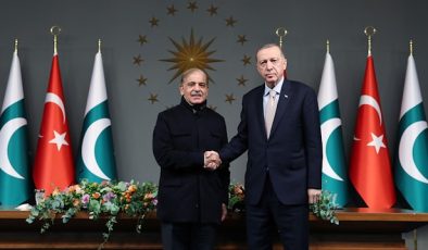 Erdoğan ve Şahbaz Şerif’ten Ortak Mesaj: İslam Dünyası İçin Birlik ve Beraberlik