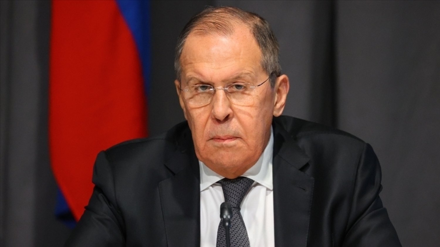 Lavrov: Ukrayna’daki Fransız Askeri Meşru Hedeftir