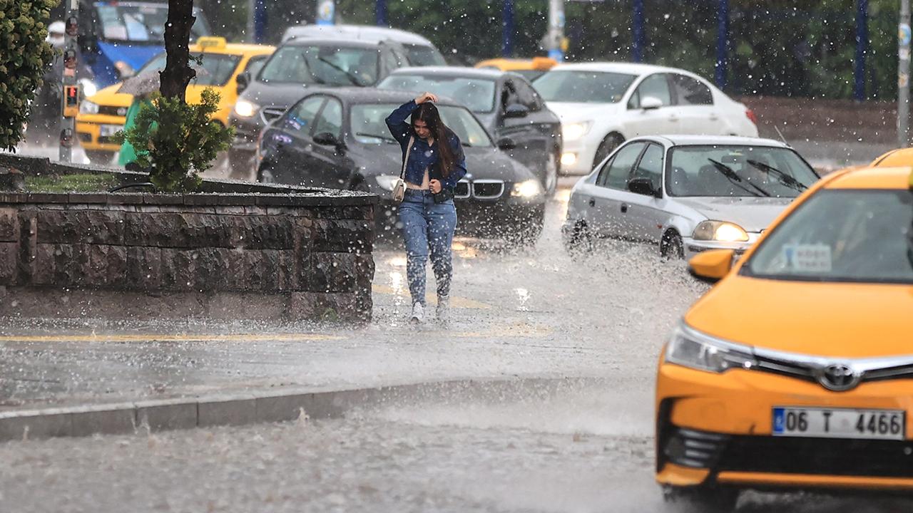 Meteoroloji’den Kuvvetli Yağış Uyarısı: 11 İle Sarı Kod