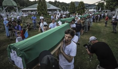 Srebrenitsa’da Soykırımın Yıl Dönümü: 14 Kurban Defnedilecek