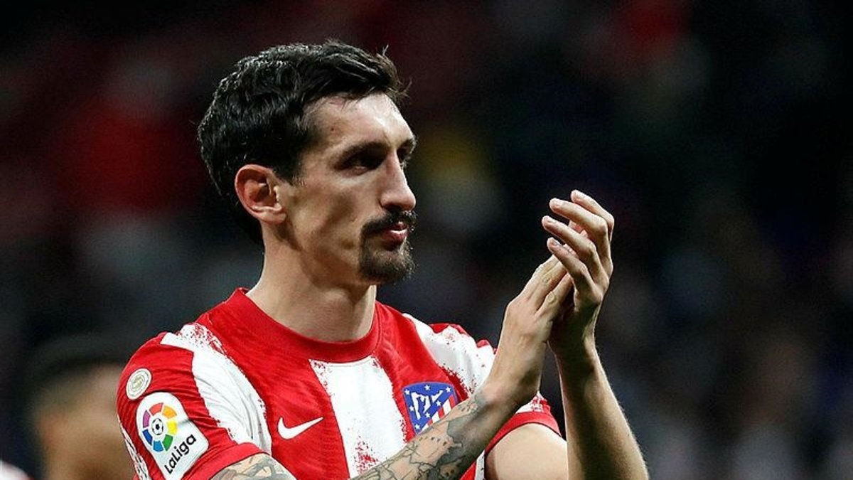 Stefan Savic Kimdir? Kaç Yaşında? Hangi Takımlarda Forma Giydi?