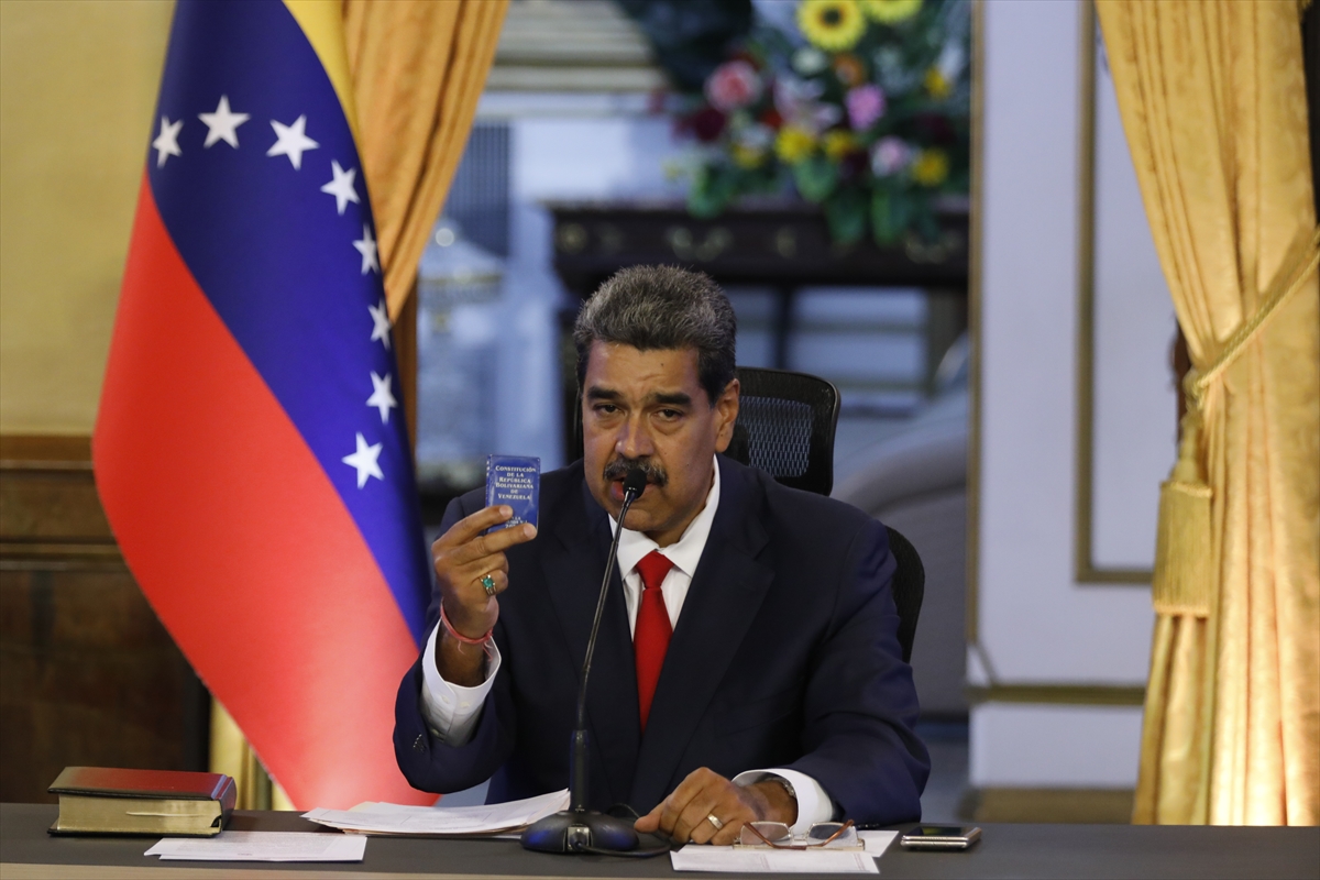 Maduro, Şiddet Olaylarında 2 Askerin Öldüğünü Duyurdu