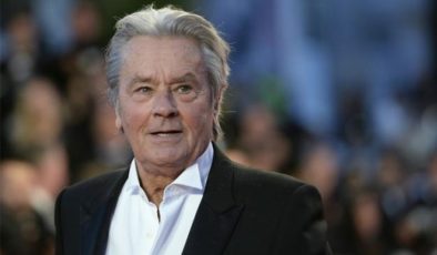 Fransız Aktör Alain Delon Hayatını Kaybetti! Alain Delon Kimdir, Kaç Yaşında Öldü?