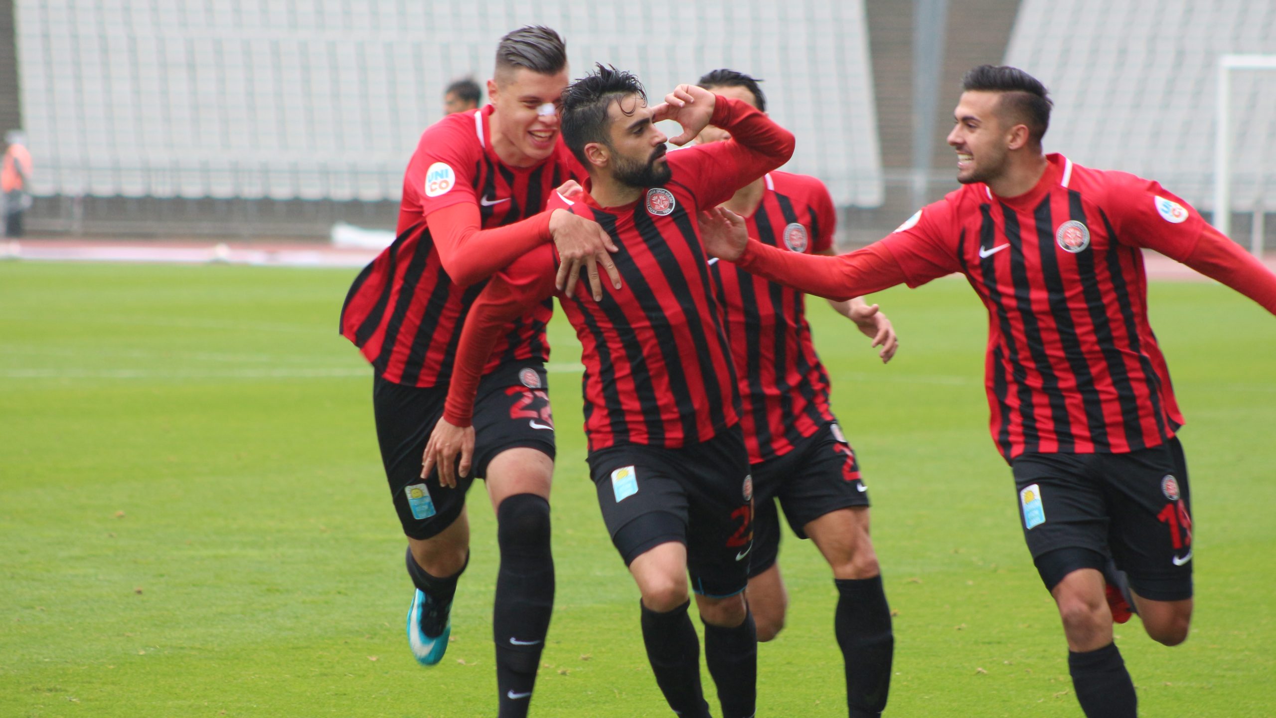 Çorum FK – Fatih Karagümrük Maçı TRT SPOR CANLI İZLE! Ahlatçı Çorum FK – Karagümrük Maçı Ne Zaman Saat Kaçta Hangi Kanalda?