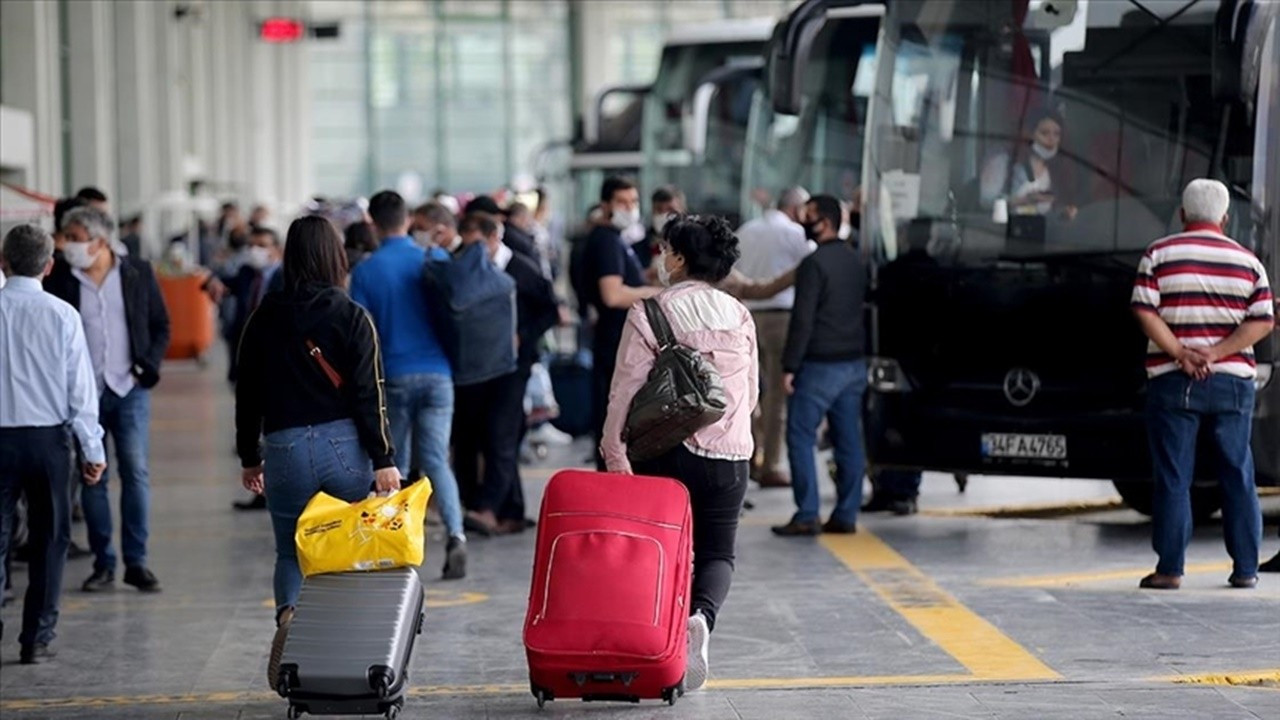 Türkiye’de Geçen Yıl 3,5 Milyon Kişi İller Arasında Göç Etti