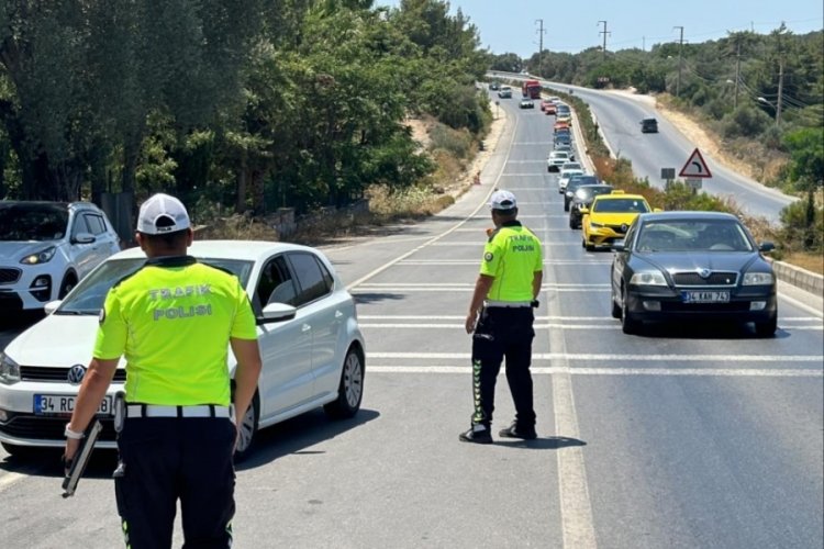 Bakan Yerlikaya: Türkiye Genelinde 2 Milyon 411 Bin 916 Araç Denetlendi