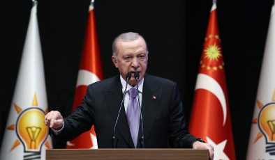 Erdoğan’dan Özel’e: Millete Hakaret Edeni Onur Konuğu Yaptı