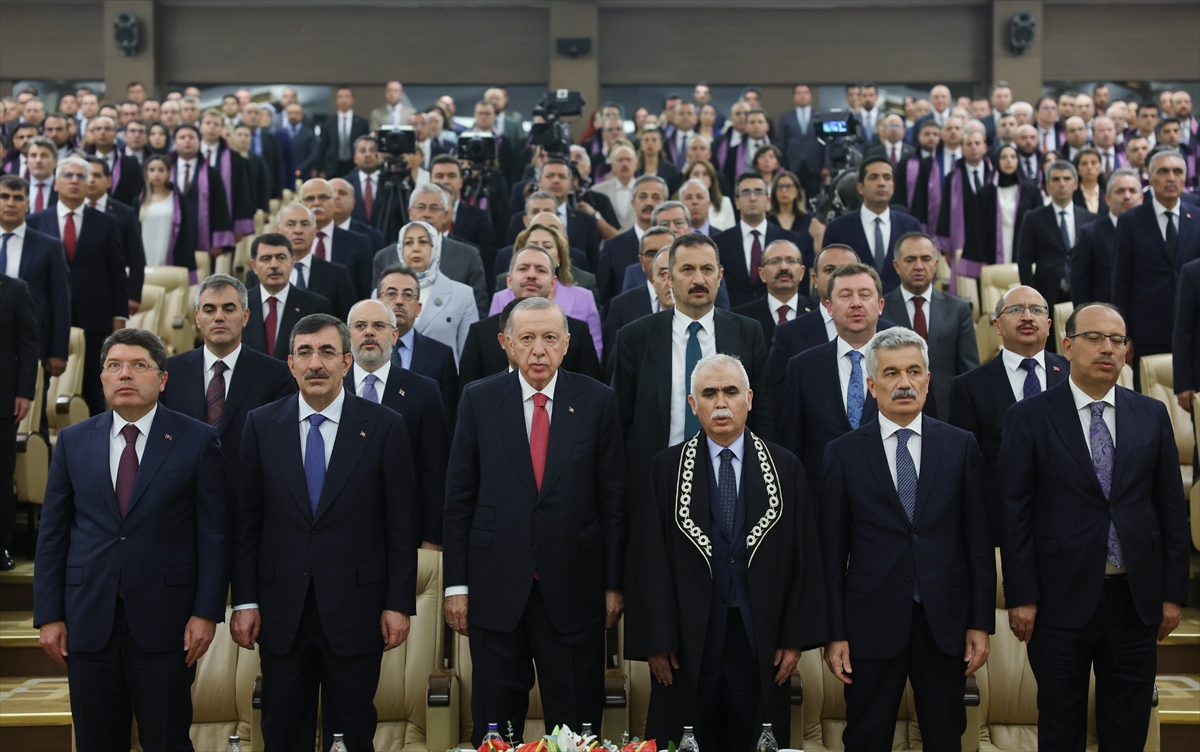 Cumhurbaşkanı Erdoğan, Metin Kıratlı’nın Yemin Törenine Katıldı