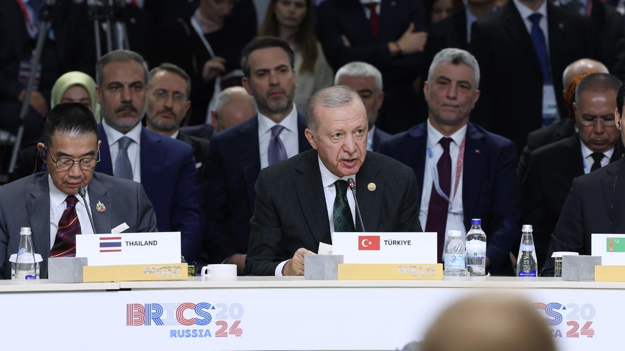 Erdoğan: Bu Alçak Saldırı Teröre Karşı Kararlılığımızı Perçinledi