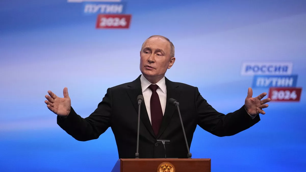 Putin: Ekonomimiz Yavaşlamaya Rağmen Büyüdü